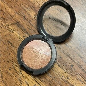 MAC Mineralize Eyeshadow Love Connection